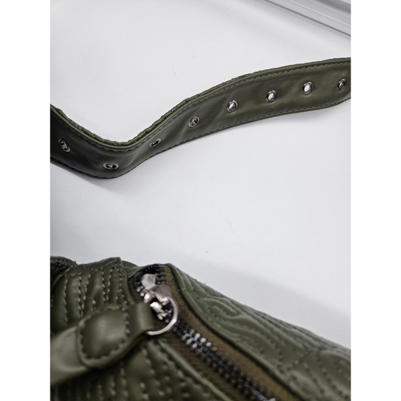 Steve Madden Quilted Belt Bag Olive Green Fanny Pack Crossbody Adjustable‎ Strap main image 4